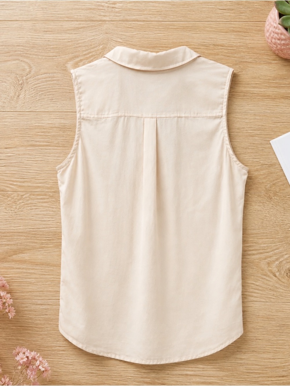 Jones New York Sleeveless Button Front Blouse Cream Beige‎ Utility Top Size M - Picture 2 of 3